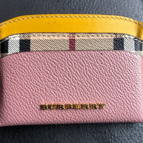 ๐Burberry๐๐ ๐ณ Card Holder ๐๐ณ๐Pre โค๏ธโd ๐ - Picture 6 of 8